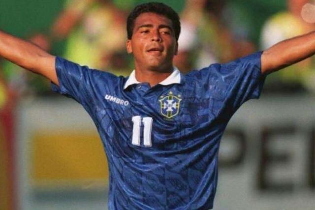 西蒙斯在赛 西蒙斯在赛