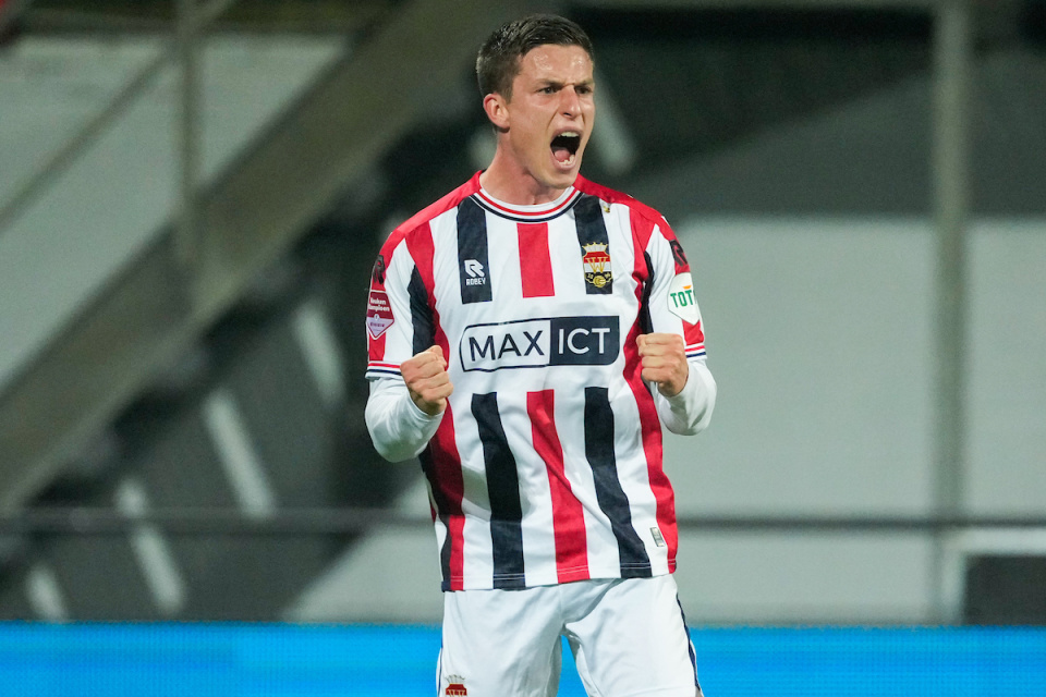 联未来中场 联未来中场